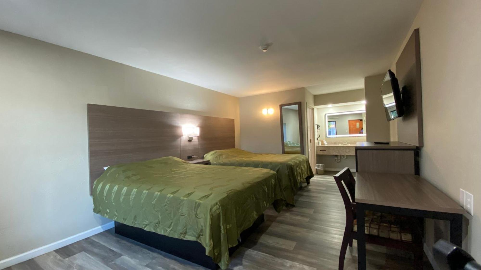 Brentwood Inn & Suites Suffolk Luaran gambar